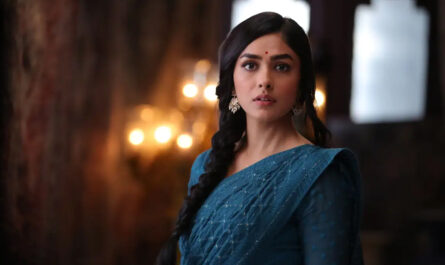 mrunal thakur