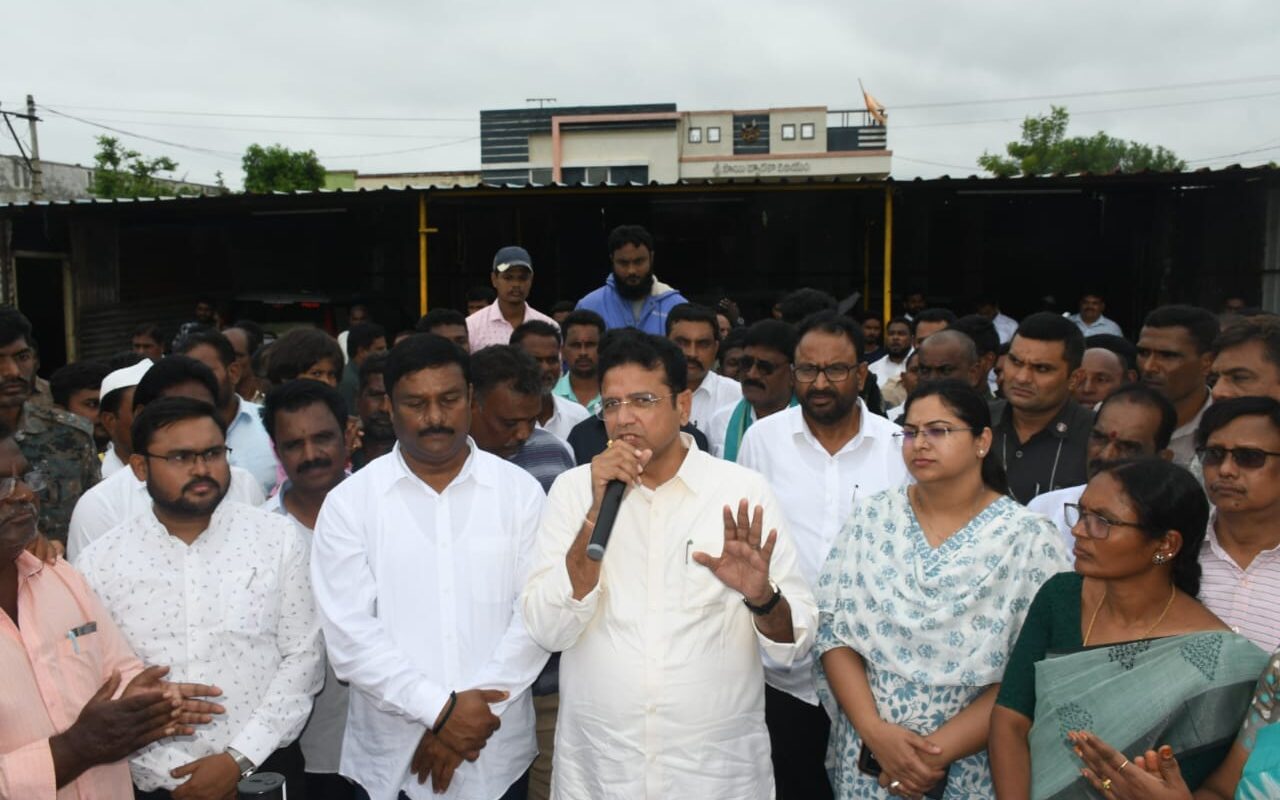 Minister Duddilla