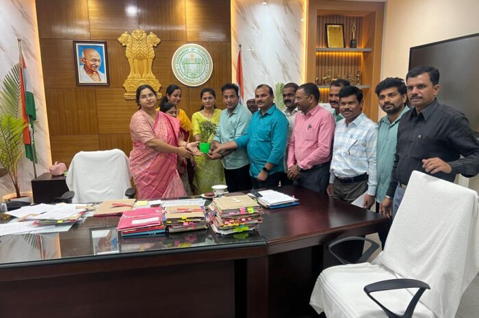 Gazetted Officers: జిల్లా అభివృద్ధికి గెజిటెడ్ అధికారుల సహకారం అవసరం: కలెక్టర్ అభిలాష అభినవ్