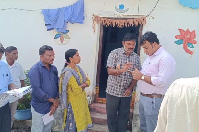 Survey of Indiramma houses: పారదర్శకంగా ఇందిరమ్మ ఇండ్ల సర్వే: కలెక్టర్ సందీప్ కుమార్ ఝా