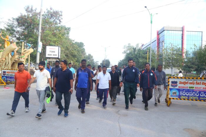 CM Cup: మానసిక ఉల్లాసానికి క్రీడలు దోహదం: జిల్లా కలెక్టర్ సందీప్ కుమార్ ఝా