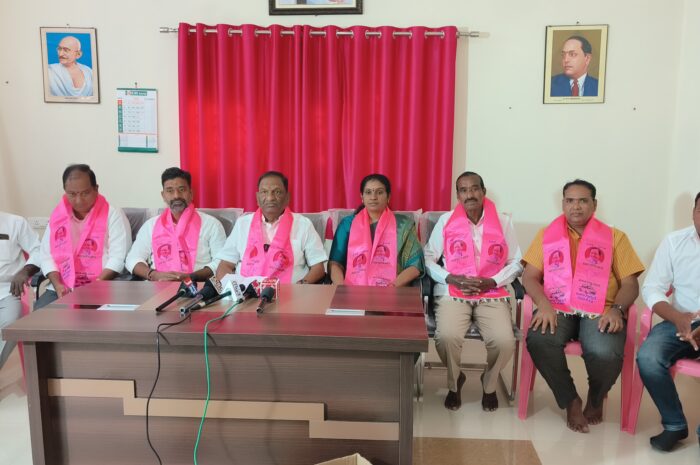 Former Minister Koppula Ishwar: రోళ్లవాగు ప్రాజెక్టుపై అవినీతి జరిగితే విచారణ జరిపించండి : మాజీ మంత్రి కొప్పుల ఈశ్వర్