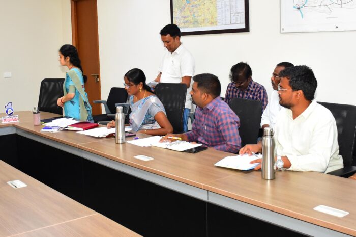 Collector Sandeep Kumar Jha: మున్సిపల్ విధులను పకడ్బందీగా నిర్వహించాలి: కలెక్టర్ సందీప్ కుమార్ ఝ