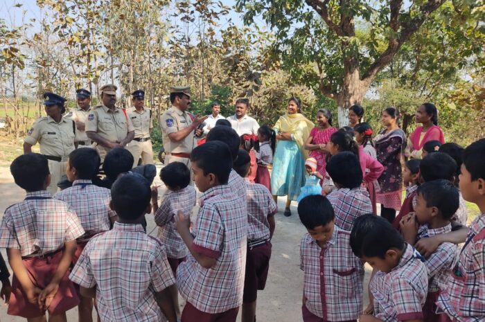 Student field trip: గర్జనపల్లి తండా పాఠశాల విద్యార్థుల క్షేత్ర పర్యటన