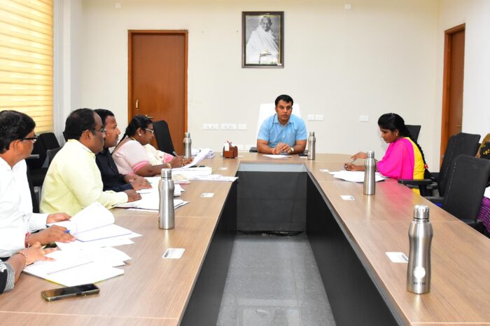 Collector Sandeep Kumar Jha: స్వచ్ఛదనం- పచ్చదనంలో సిరిసిల్ల ముందుండాలి: కలెక్టర్ సందీప్ కుమార్ ఝా