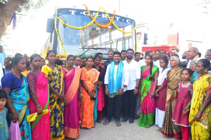MLA Medipalli Satyam: బస్సును ప్రారంభించిన ఎమ్మెల్యే మేడిపల్లి సత్యం