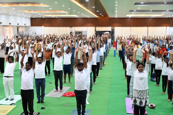 International Yoga Day: యోగాను నిత్యజీవితంలో భాగం చేసుకోవాలి: నిర్మల్ జిల్లా కలెక్టర్ అభిలాష అభినవ్