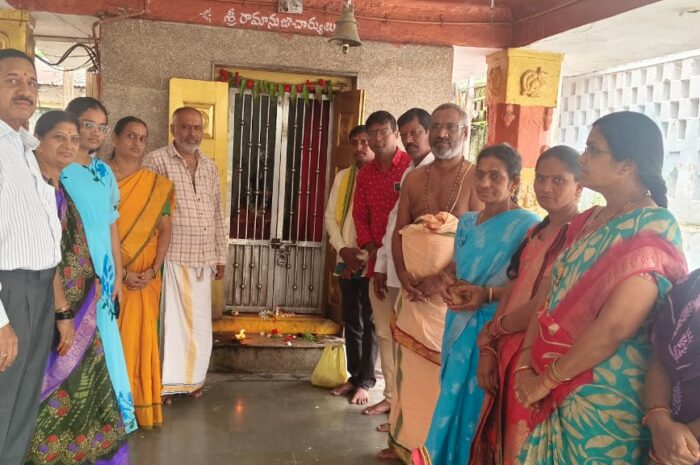 Ashada Ekadashi Celebrations at Nirmal: అత్యంత భక్తి శ్రద్ధలతో తొలి ఏకాదశి: సామూహిక విష్ణు సహస్రనామ పారాయణాలు