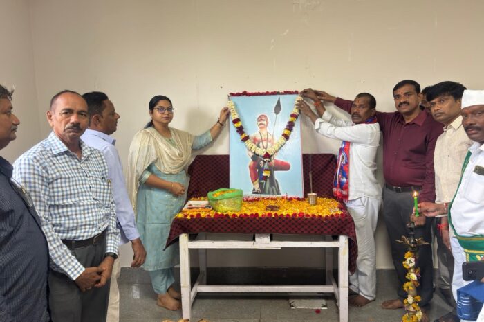 Sardar Papanna Goud Jayanti Celebrations Nirmal: పాపన్న గౌడ్ సేవలు చిరస్మరణీయం: జిల్లా కలెక్టర్ అభిలాష అభినవ్
