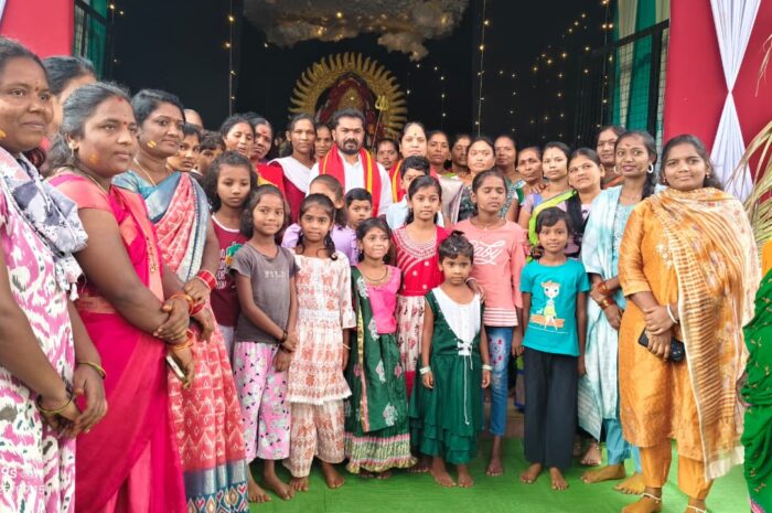 MLA Vedma Bojju Patel Performs Durga Mata Pooja at Ambedkar Nagar: అంబేద్కర్ నగర్‌లో దుర్గామాతకు ఎమ్మెల్యే పూజలు