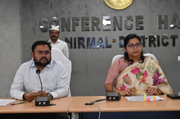 Collector orders immediate marking for approved Indiramma housing in Nirmal:అనుమతి పొందిన ఇందిరమ్మ ఇండ్లకు మార్కౌట్ ఇవ్వాలి: జిల్లా కలెక్టర్ అభిలాష అభినవ్