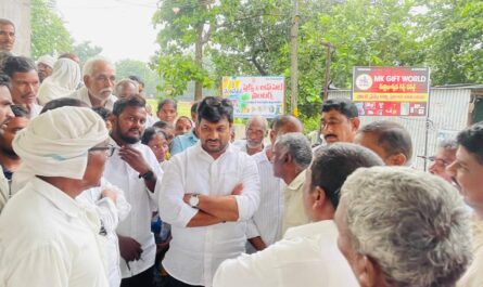 Farmers protest for urea shortage in Nirmal district