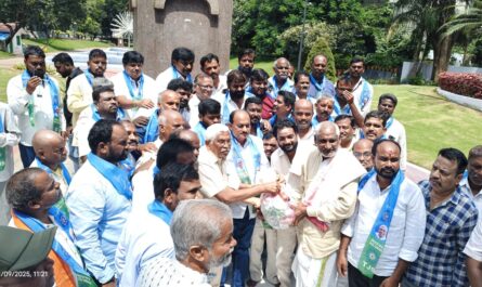 Gun Park Telangana Martyrs tribute rice distribution