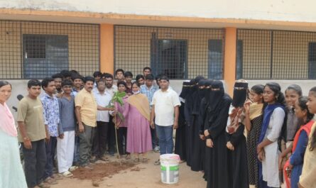 Students urged to plant trees and protect the environment